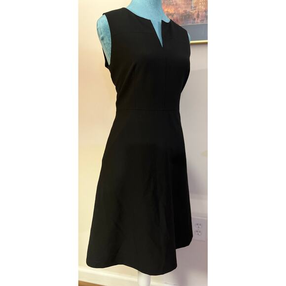 Anne Kline Little Black Dress
Size 6P
Excellent condition - Picture 2 of 8